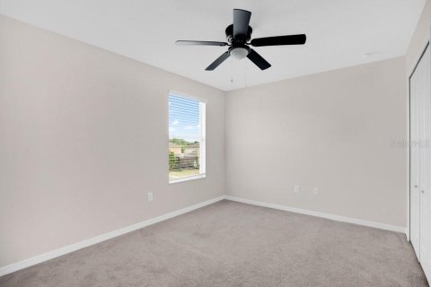 Villa ou maison à vendre à Apopka, Floride: 4 chambres, 220.09 m2 № 2408522 - photo 18