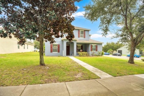 Villa ou maison à vendre à Apopka, Floride: 4 chambres, 220.09 m2 № 2408522 - photo 2