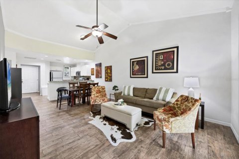 Condo in Bradenton, Florida, 2 bedrooms  № 1910767 - photo 4