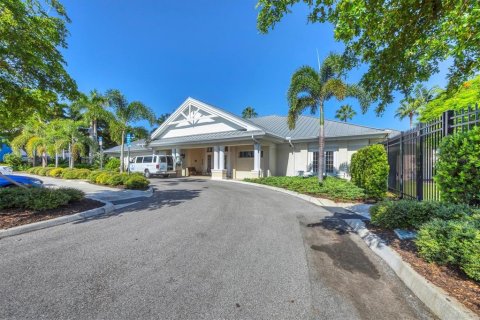 Condo in Bradenton, Florida, 2 bedrooms  № 1910767 - photo 21
