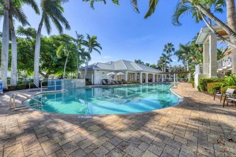 Condo in Bradenton, Florida, 2 bedrooms  № 1910767 - photo 23