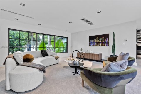 House in Fort Lauderdale, Florida 5 bedrooms, 214.51 sq.m. № 1864301 - photo 5