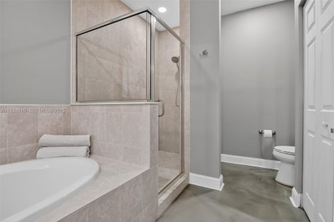 Townhouse in Davie, Florida 3 bedrooms, 170.48 sq.m. № 1992793 - photo 22