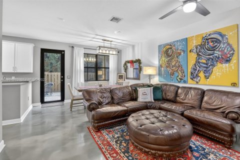 Townhouse in Davie, Florida 3 bedrooms, 170.48 sq.m. № 1992793 - photo 7