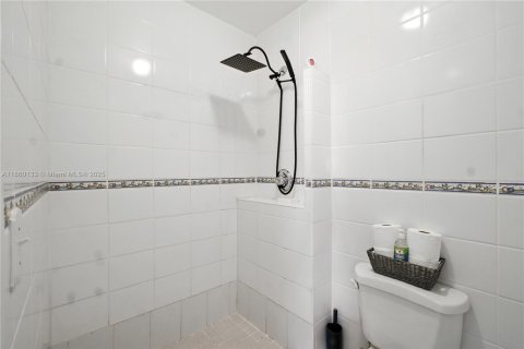 Adosado en venta en Sunrise, Florida, 2 dormitorios, 148.64 m2 № 1889467 - foto 29