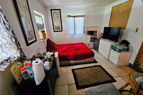 Casa en venta en Fort Lauderdale, Florida, 4 dormitorios, 127.09 m2 № 1920810 - foto 8