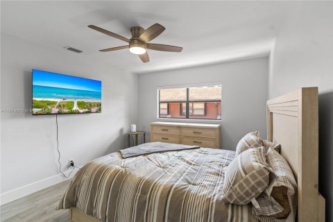 Adosado en venta en Miami, Florida, 3 dormitorios, 123.56 m2 № 1941157 - foto 22