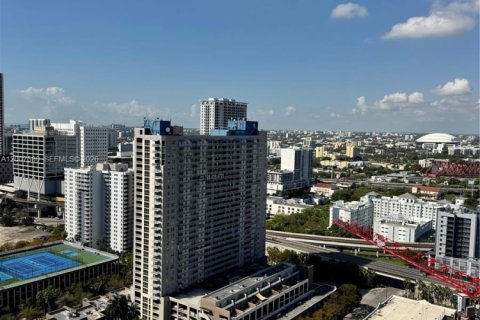 Condo in Miami, Florida  № 2254706 - photo 4
