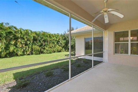 Villa ou maison à vendre à Sarasota, Floride: 4 chambres, 211.63 m2 № 2431948 - photo 27