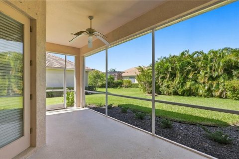 Villa ou maison à vendre à Sarasota, Floride: 4 chambres, 211.63 m2 № 2431948 - photo 26