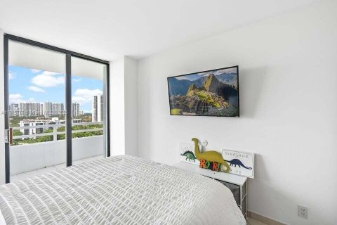 Condo in Aventura, Florida, 2 bedrooms  № 1942361 - photo 18