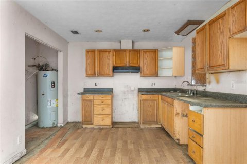 Casa en venta en Fountain, Florida, 4 dormitorios, 134.52 m2 № 1815786 - foto 9