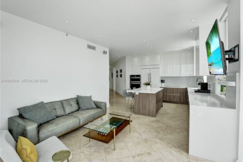 Copropriété à vendre à Hallandale Beach, Floride: 3 chambres, 159.42 m2 № 1997721 - photo 10