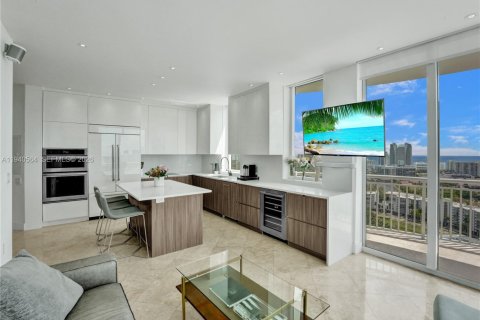 Copropriété à vendre à Hallandale Beach, Floride: 3 chambres, 159.42 m2 № 1997721 - photo 7