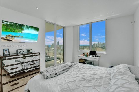 Copropriété à vendre à Hallandale Beach, Floride: 3 chambres, 159.42 m2 № 1997721 - photo 25