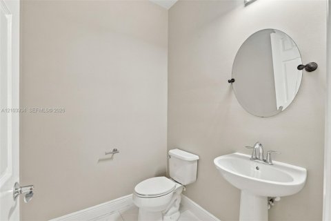 Villa ou maison à vendre à Port St. Lucie, Floride: 4 chambres, 279.26 m2 № 2409049 - photo 8
