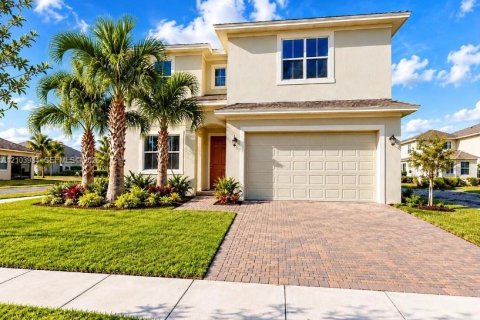 Villa ou maison à Port St. Lucie, Floride 4 chambres, 279.26 m2 № 2409049