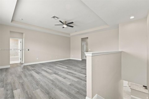 Villa ou maison à vendre à Port St. Lucie, Floride: 4 chambres, 279.26 m2 № 2409049 - photo 24
