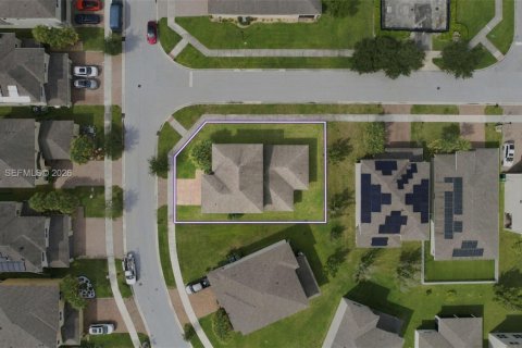 Villa ou maison à vendre à Port St. Lucie, Floride: 4 chambres, 279.26 m2 № 2409049 - photo 3