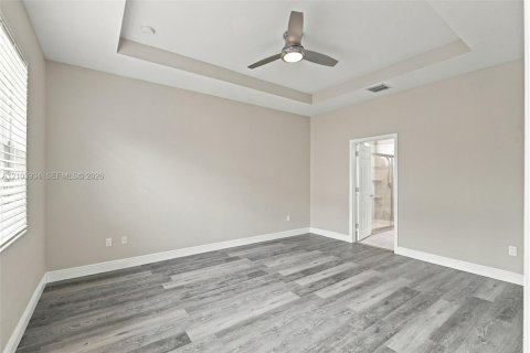 Villa ou maison à vendre à Port St. Lucie, Floride: 4 chambres, 279.26 m2 № 2409049 - photo 18