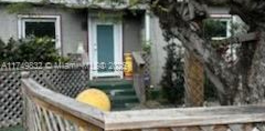 Casa en Hollywood, Florida 2 dormitorios, 108.14 m2 № 1864042