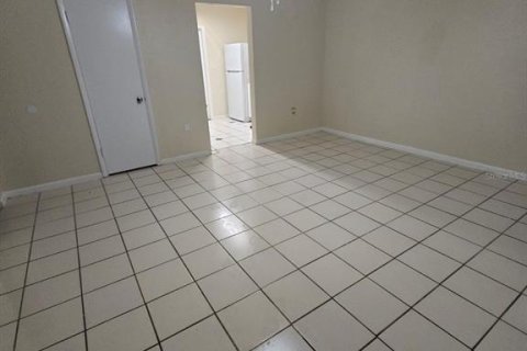 Propiedad comercial en venta en Port Charlotte, Florida, 6 dormitorios, 195.47 m2 № 2207248 - foto 18