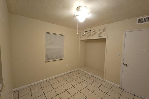Propiedad comercial en venta en Port Charlotte, Florida, 6 dormitorios, 195.47 m2 № 2207248 - foto 8