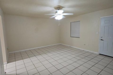 Propiedad comercial en venta en Port Charlotte, Florida, 6 dormitorios, 195.47 m2 № 2207248 - foto 14