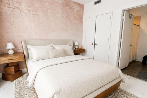 Condo in Miami, Florida, 3 bedrooms № 2086916 - photo 15