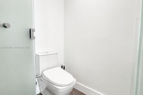 Condo in Miami, Florida, 3 bedrooms № 2086916 - photo 30