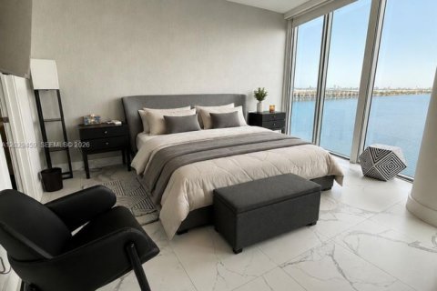 Condo in Miami, Florida, 3 bedrooms № 2086916 - photo 21