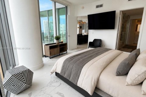 Condo in Miami, Florida, 3 bedrooms № 2086916 - photo 22