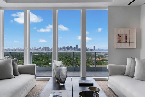 Condo in Miami, Florida, 5 bedrooms № 2088323 - photo 20