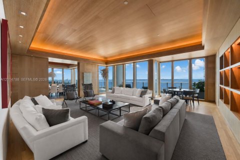 Condo in Miami, Florida, 5 bedrooms № 2088323 - photo 3