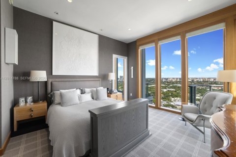 Condo in Miami, Florida, 5 bedrooms № 2088323 - photo 18