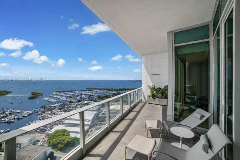 Condo in Miami, Florida, 5 bedrooms № 2088323 - photo 13