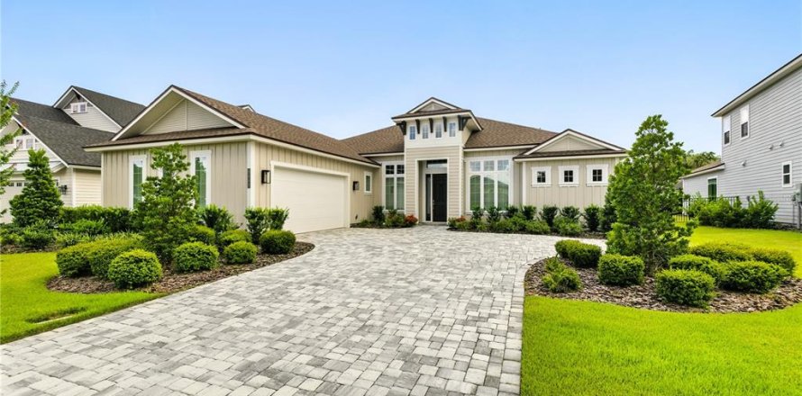 House in Gainesville, Florida 4 bedrooms, 229.84 sq.m. № 1886816