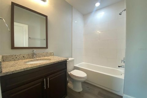 Appartement à louer à Sebring, Floride: 3 chambres, 93.37 m2 № 2422643 - photo 6