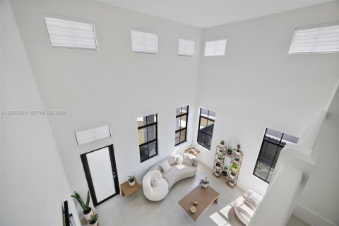 Купить виллу или дом в Майами, Флорида 5 спален, 255.57м2, № 2032545 - фото 13