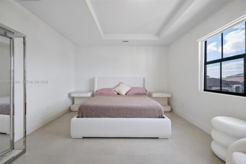 Купить виллу или дом в Майами, Флорида 5 спален, 255.57м2, № 2032545 - фото 21