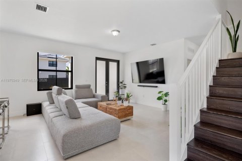 Купить виллу или дом в Майами, Флорида 5 спален, 255.57м2, № 2032545 - фото 5