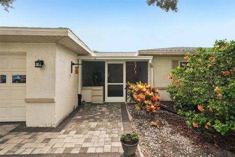 Copropriété à vendre à Sun City Center, Floride: 2 chambres, 152.55 m2 № 1906234 - photo 2