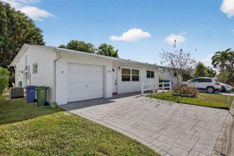 Casa en Margate, Florida 2 dormitorios, 98.57 m2 № 2001635