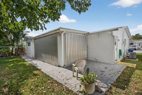 Casa en venta en Margate, Florida, 2 dormitorios, 98.57 m2 № 2001635 - foto 21