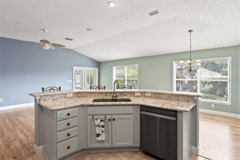 Casa en venta en The Villages, Florida, 3 dormitorios, 156.54 m2 № 1918376 - foto 14