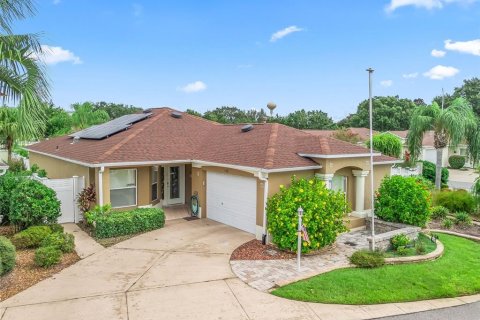 Casa en venta en The Villages, Florida, 3 dormitorios, 156.54 m2 № 1918376 - foto 1