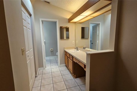 Villa ou maison à louer à Orlando, Floride: 3 chambres, 121.79 m2 № 1912846 - photo 9