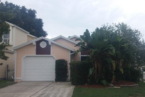 Casa en alquiler en Orlando, Florida, 3 dormitorios, 121.79 m2 № 1912846 - foto 1