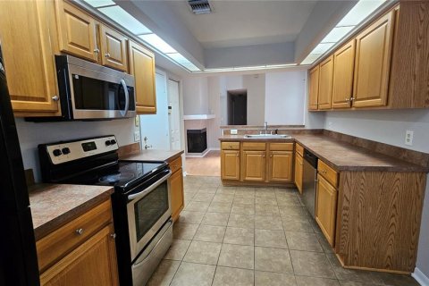 Casa en alquiler en Orlando, Florida, 3 dormitorios, 121.79 m2 № 1912846 - foto 3