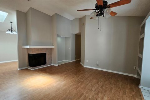 Casa en alquiler en Orlando, Florida, 3 dormitorios, 121.79 m2 № 1912846 - foto 13